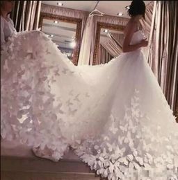 Download Wholesale Butterfly Wedding Dress Long Train Buy Cheap In Bulk From China Suppliers With Coupon Dhgate Com