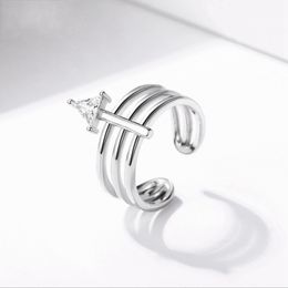 Newset Aaaaa Triángulo Cz Finger 925 Anillo De Compromiso De Newset Aaaaa Triángulo Cz Finger 925 Anillo De Compromiso De