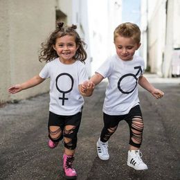 Pas Cher Symbole De Garcon Fille Achetez Des Produits En Gros Du Canada En Ligne Depuis La Chine Dhgate Com France