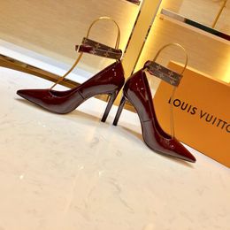 stiletto online shopping