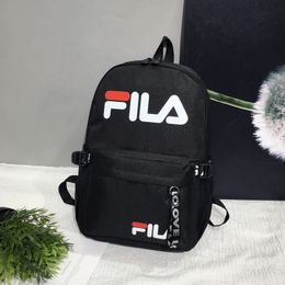 mochila fila negra