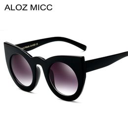 Lentes huecas Gafas de sol de gran tamaño Diseño de marcamujer Lentes huecas Gafas de sol de gran tamaño Diseño de marcamujer