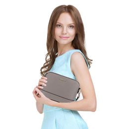 Amelie Galanti Bolso Bandolera Mediano Liviano Con Bolsillo Amelie Galanti Bolso Bandolera Mediano Liviano Con Bolsillo