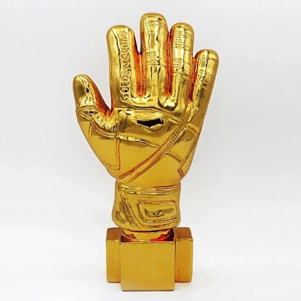 26 cm Golden Football Gardien Gants Trophée Résine Artisanat Plaqué Or Football Prix Personnalisable Cadeau Fans Ligue Souvenirs 240127