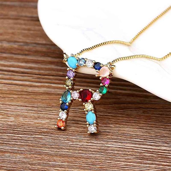 26 unids/lote collar de letras de nombre Personal Arco Iris cobre CZ iniciales alfabeto mujeres niñas precioso regalo de joyería familiar