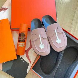 27% KORTING Sportschoenen 2024 Baotou-vrouwen die pallets dragen voor de zomer van nieuwe echte leren Boken-halve pantoffels met grote kop en één voet