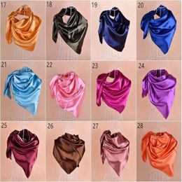 28 coors effen effen polyester imitatie rayon zijde satijn moslim hijab sjaal vierkante sjaal Necker Chief 90 90cm gemengd 100 stuks veel #3271u