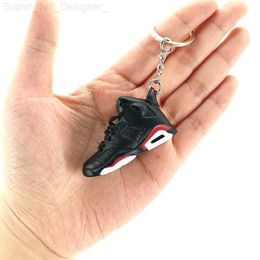 28 Styles 3D Basketball Keychains Men Women Mini Soft PVC Rubber Keychain Sneakers Sportschoenen Paar Key Chain Gift Accessories L230817