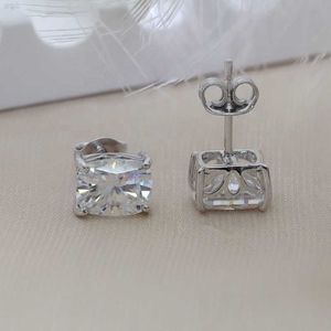 2ct + 2ct Cojín largo Moissanite Stud Pendientes Plata de ley 925 Oro blanco Oro amarillo Chapado en oro sintético Moissanite Jewelry