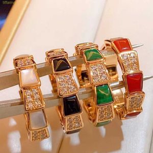 2k3n Designer Bijoux de luxe Bvlger Bhome Band Rings v Haute Édition Naturel Blanc Fritillaria Os Femelle Plaqué Or Rose 18 Carats En Forme De Serpent Rouge Jade Moelle Ensemble avec Di