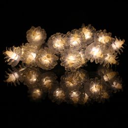 2m 20 LED Warm Wit Denne Cone Lamp Fairy String Light voor Party Bruiloft Kerstmis Home Room Decor Gift