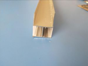 Gratis verzending 2m / stuks 100m / partij Topkwaliteit Geëxtrudeerd Dubbelzijdig aluminium profiel voor het maken van lichte doos