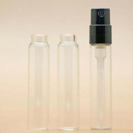 Mini bouteilles de parfum en verre transparent de 2 ml, flacon pulvérisateur vide rechargeable, petit atomiseur de parfum Nhuvo