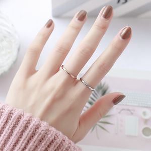 Bague empilable fine de 2mm en acier inoxydable, bande unie, anneau Midi pour femmes et filles