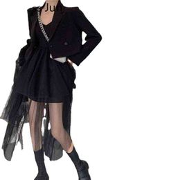 2 piezas de moda para mujer, conjuntos de falda Blazer, chaqueta corta ajustada de dos piezas, vestido con tirantes de malla negra irregular, trajes Retro franceses T220729
