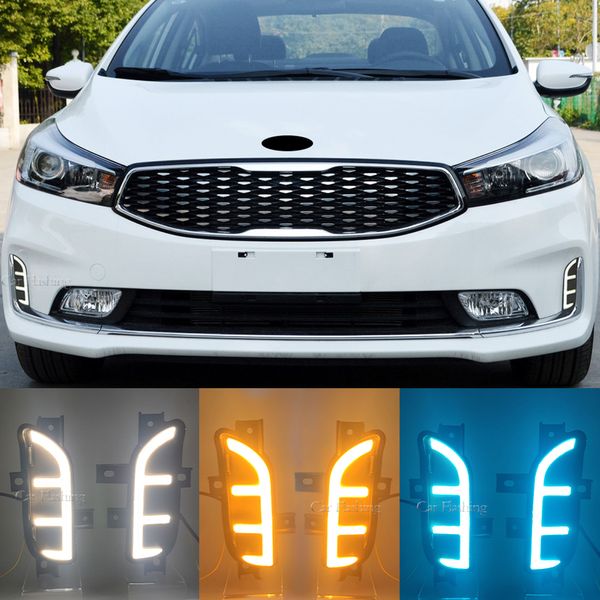 2pcs Auto Lighting DRL Fog Lampe pour Kia K3 2016 2017 LED LEUR DOUR DOUR LEUR AVEC TORT SIGNAL RELAY