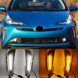 2pcs Car LED de course de jour pour Toyota Prius 2019 2020 DRL FOG LAMPE AVEC LAVIRE SIGNAL DE TORT JAUNE