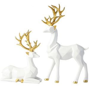 2pcs cerf figurine renne figurines décorations de Noël intérieur résine renne décor cerf décor cerf figurine table décor 240304