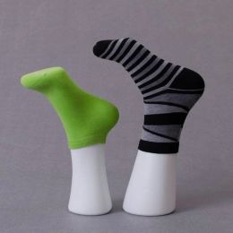 2pcs Foot Sock Mannequin Foot Moule chaussettes pour femmes Affichage de la jambe courte Moule de la jambe Propy