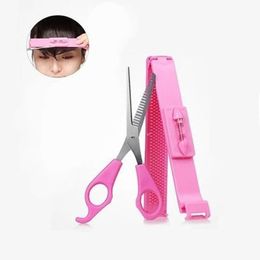 2pcs Hairdressing Hair coup coupe de coupe avec des outils de coiffure de souverain Diy Bricole de cheveux professionnelle élagage des franges pour les franges féminines