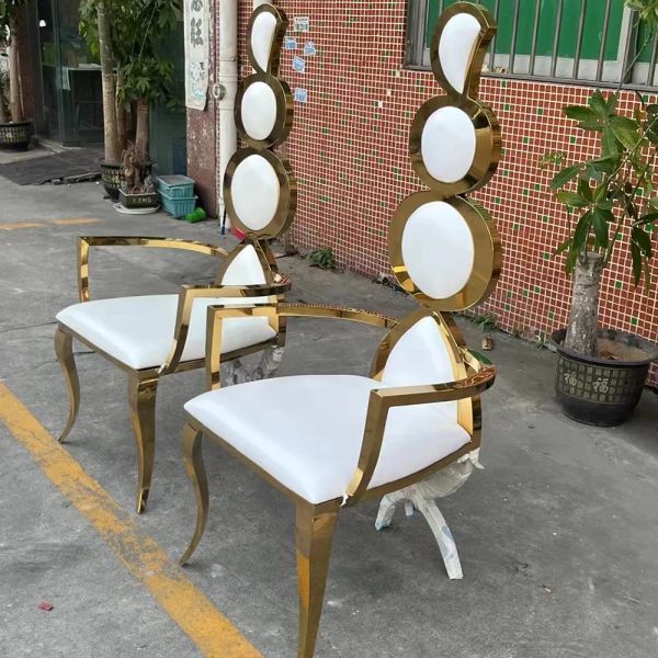 2pcs meubles d'hôtel de haute qualité Événement de chaise en métal haut dos pour la mariée et le marié mariage