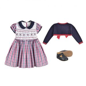 2pcs enfants robes smockées enfant broderie à la main princesse robes filles boutiques vêtements bébé smock robe à carreaux avec cardigan 210615