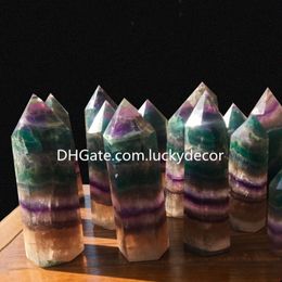 2 stks Grote 13-14cm Naturtal Purple Green Gestreept Fluoriet Quartz Crystal Wand Point Healing Reiki Banded Fluorite Gemstone Prism Tower Decor
