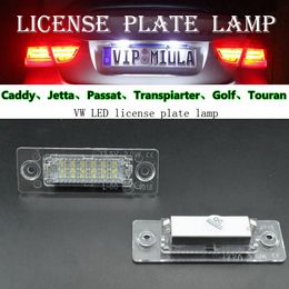 2 stks / partij Fout Gratis 18LED kentekenplaat licht voor Skoda Transporter Passat Golf Touran White 6000K decodering Unit Tail Lamp