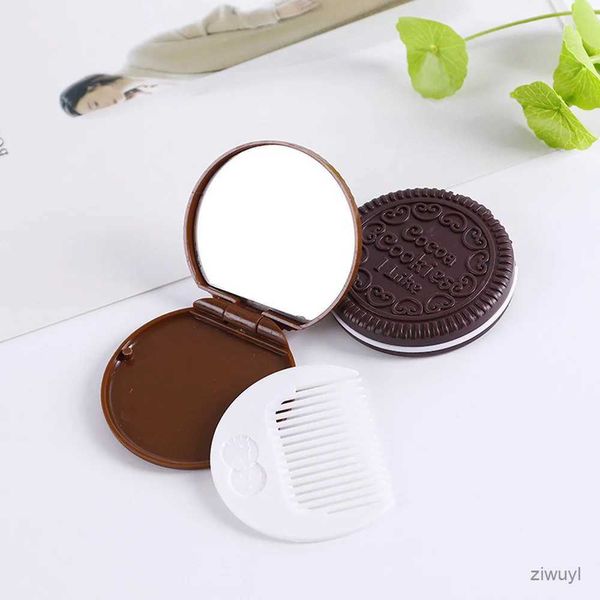 2PCS Mirrors 1Pcs Cookie Biscuits Espejos de maquillaje Espejo de maquillaje compacto con peines Mini espejo de maquillaje facial lindo portátil Café oscuro claro