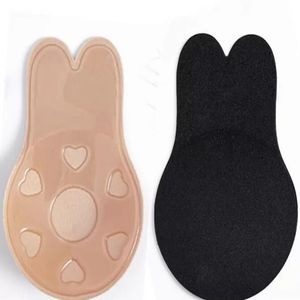 2pcs / paires femmes mignonnes lapin oreille de soutien-gorge invisible autocollants de poitrine houllon