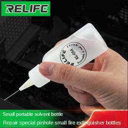 2 stks RL-054 50 ml lege plastic fles telefoonreparatie knijpfles voor alcohol solderende flux harsdispenser met naaldgereedschap
