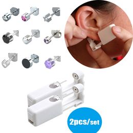 2 pièces/ensemble jetable stérile oreille nez Piercing pistolet Kit sécurité Portable auto oreille nez percer outil avec goujons