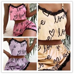 2 stks/set dames schattige print love homewear mode kanten splicing suspenders comfortabel zachte elastische hart dames pamas simple l2405