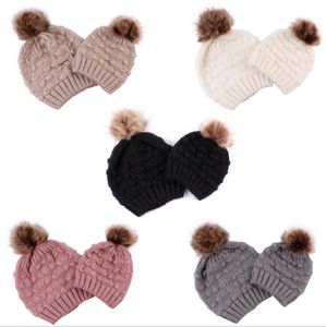 2 pièces/ensemble maman et bébé tricot chapeau laine bébé famille correspondant chapeau hiver chaud casquette pompon Bobble Beanie chapeaux KKA6009