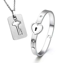 2 pezzi Set nuovo acciaio inossidabile argento amore cuore serratura braccialetto braccialetto chiave abbinata collana pendente tag coppia Set3065