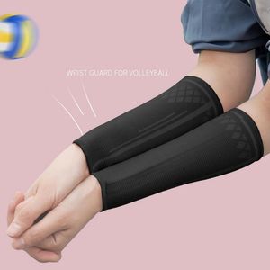 2PCS Volleyball Bras Manches Sports Bracelets Avant-bras Compression Manches Main Bande Sueur Poignet Support Brace Wraps Garde Protéger 240112