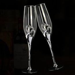 2pcs Mariage Champagne Verre Set Toasting Flûte Lunes avec strass Crystal Coets Cœurs décor Drink Gobelet Cup 231221