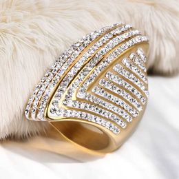 Anillos de boda de 2 por ciento Hip Hop helado Bling Big Oval Ring Femenino de oro Cóctel de acero inoxidable para mujeres Joyas de fiesta de alta calidad