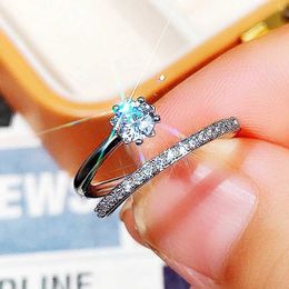 2 stks trouwringen huitan delicate zilveren kleur openingscirkel ringen voor vrouwen ingelegde oogverblindende kristallen kubieke zirkonia dagelijkse slijtage statement sieraden