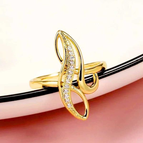 Anillos de boda de 2 por ciento Huitan Diseño de moda simple Anillo de dedos Ceremonia de compromiso de compromiso con joyería de color de oro de circonía brillante para mujeres