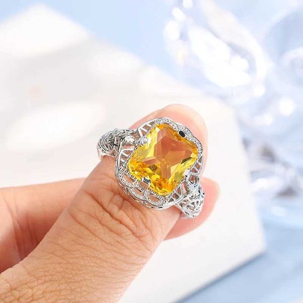 2pcs Anneaux de mariage Médies 925 STERLING Silver High-Grade Moissanite Citrine Hollow Wedding Engagement Anneau de luxe haut de gamme Bague de luxe