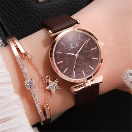 2pcs Femmes Diamond Watch Round Cadran Luxury Small Exquis Bracelet Femme Watchs Set Leather Band Quartz Clock Zegarek Wristwat 214P