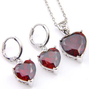 LuckyShien Holiday Gift 2 stks Lot Hart Rood Garnet Hanger Oorbellen Sets 925 Silver Necklace Vrouw Charme Sieraden Gratis Verzending