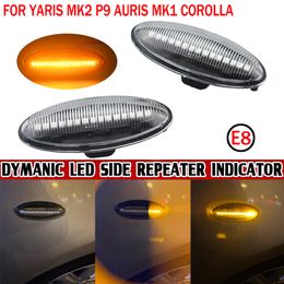 2 stuks Dynamische LED Zijmarkeringslichten Vloeiende Richtingaanwijzer Blinker Voor Toyota Yaris COROLLA Auris Mk1 E15 RAV4 Mk3