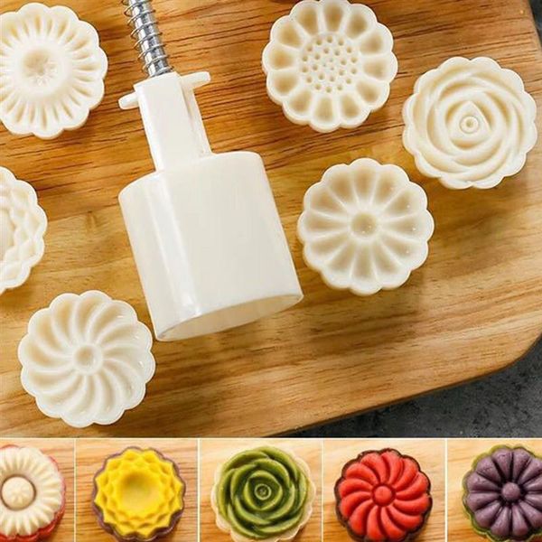 2sets 50g 3d Moon Cake Mold Diy Mooncake Decoration outils de cuisson avec 12 timbres pour la cuisine Dessert fait maison T200703