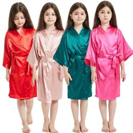 3-13Y Jongen Meisje Badjas Roze Satijn Zijde Kindergewaden Zomer Nachtkleding Kinderkimono Badhanddoek Gewaad Bruiloft Spa Feest Verjaardag 231225