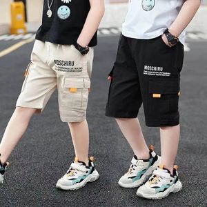 3-14 ans Pantalons courts de garçons d'été de grande taille 3 Couleurs de loisirs de la lettre de sport décoration pantalon de longueur de veau pour enfants 240425
