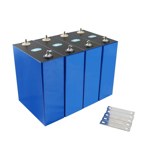 Les batteries lifepo4 3,2 V 310 Ah peuvent être combinées en une batterie rechargeable 12 V 24 V 300 Ah pour la batterie du système de stockage solaire des véhicules électriques RV.