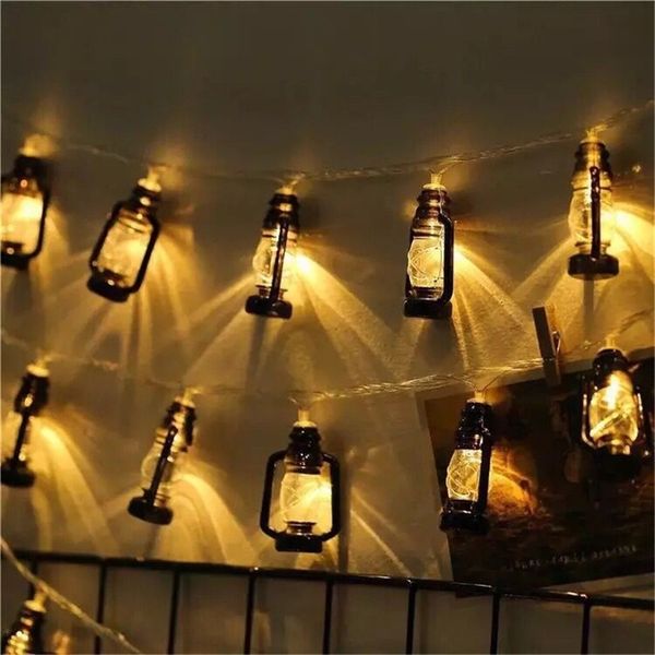 3-6M Rétro Baron Lanterne LED Chaîne de lumière Lumières blanches chaudes Décoration pour la fête de la chambre Lanternes de grange de vacances alimentées par batterie Y201015