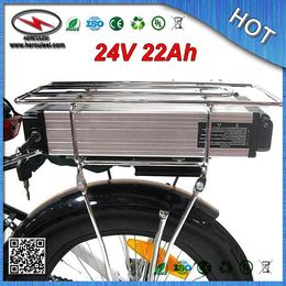 Gratis verzending 3.7v 2.0a 18650 Li ion batterij 700W 24V 22AH voor elektrische fiets ebike met rack 30A BMS aluminium behuizing + oplader